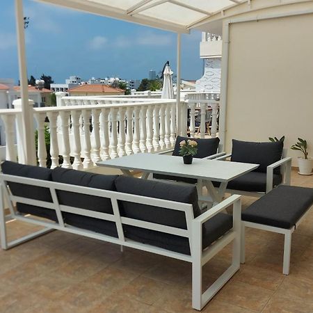 Nissi Golden Sands Sea View 2 Bedroom Apartment アヤナパ エクステリア 写真