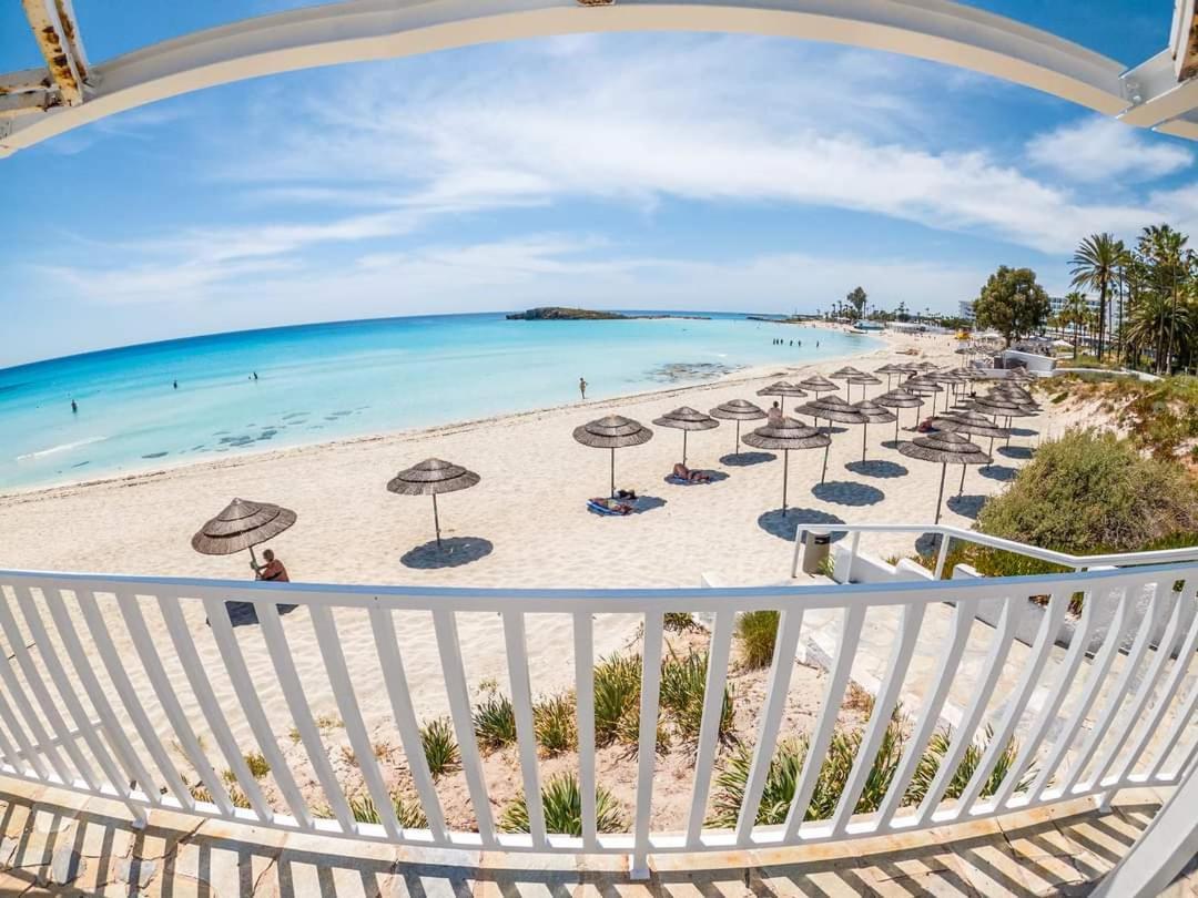 Nissi Golden Sands Sea View 2 Bedroom Apartment アヤナパ エクステリア 写真